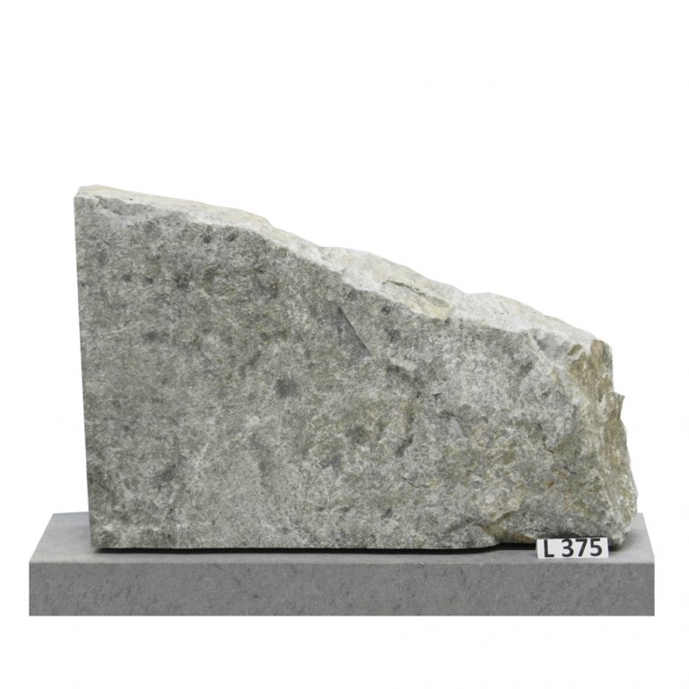 L375
