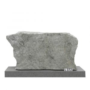 L372