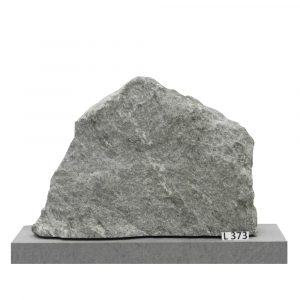 L373