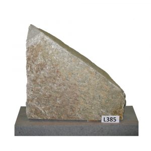 L385