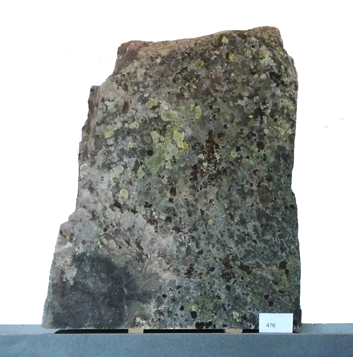 L476