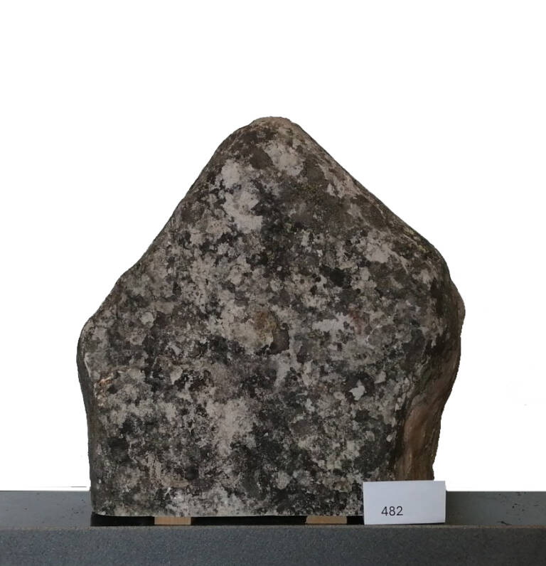 L482